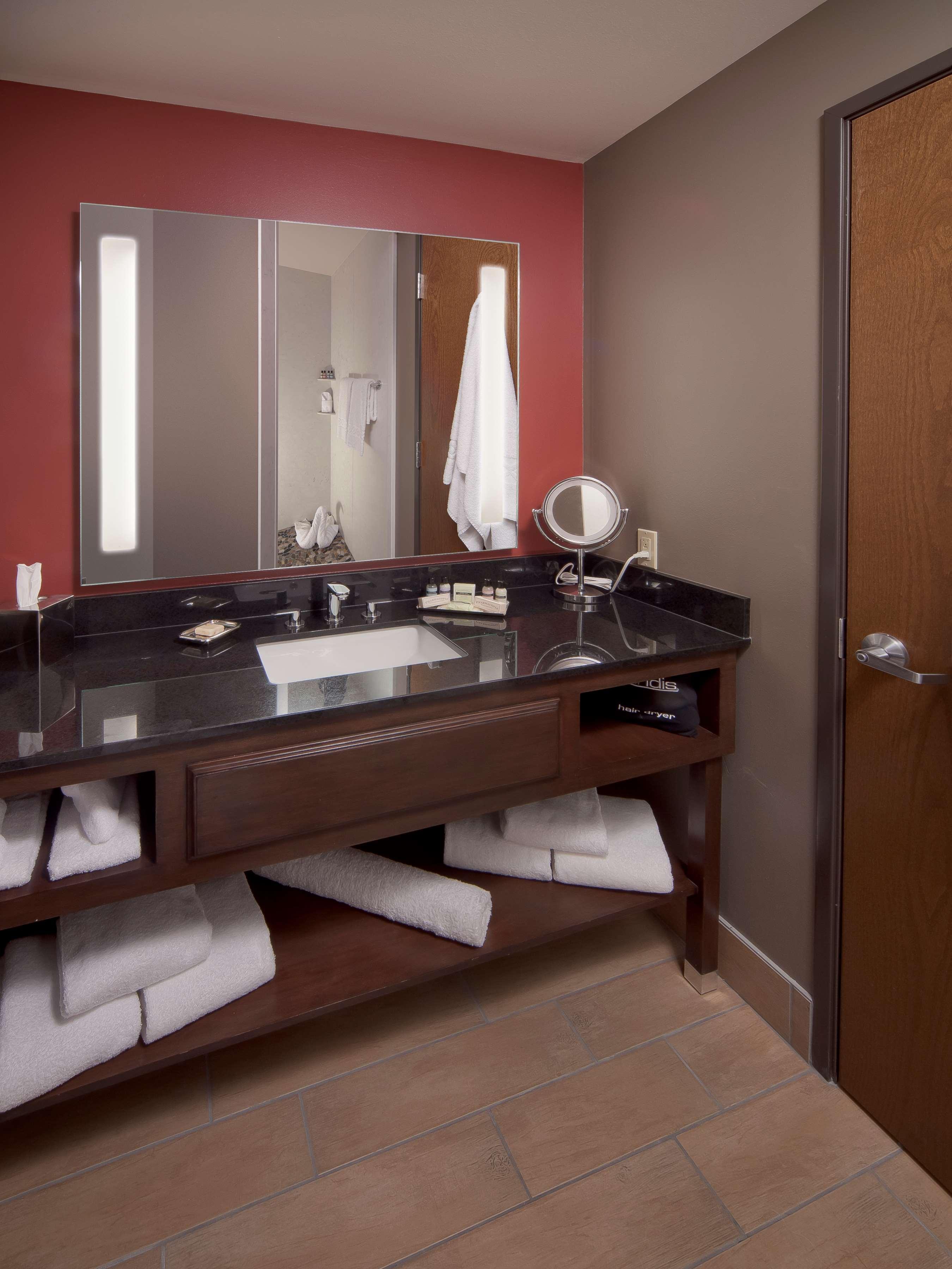 Best Western Premier Ivy Inn & Suites Cody Oda fotoğraf